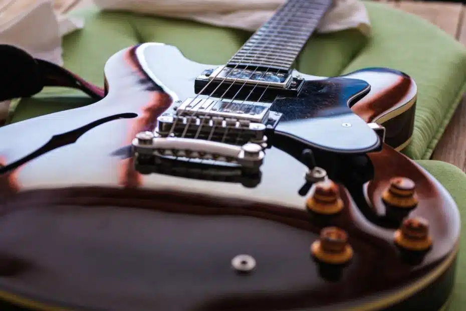 gitary hollow i semi-hollow body