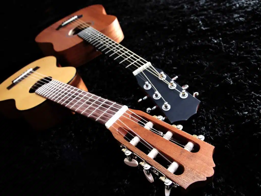 gitara akustyczna i klasyczna