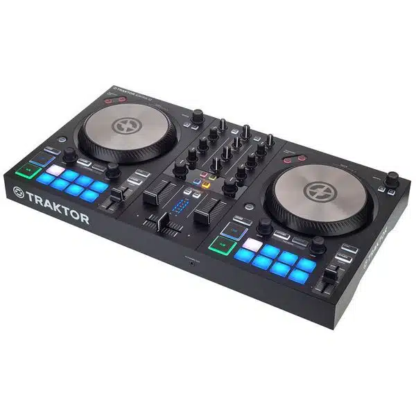 jaki kontroler DJ na początek - Native Instruments Traktor S2 MK3